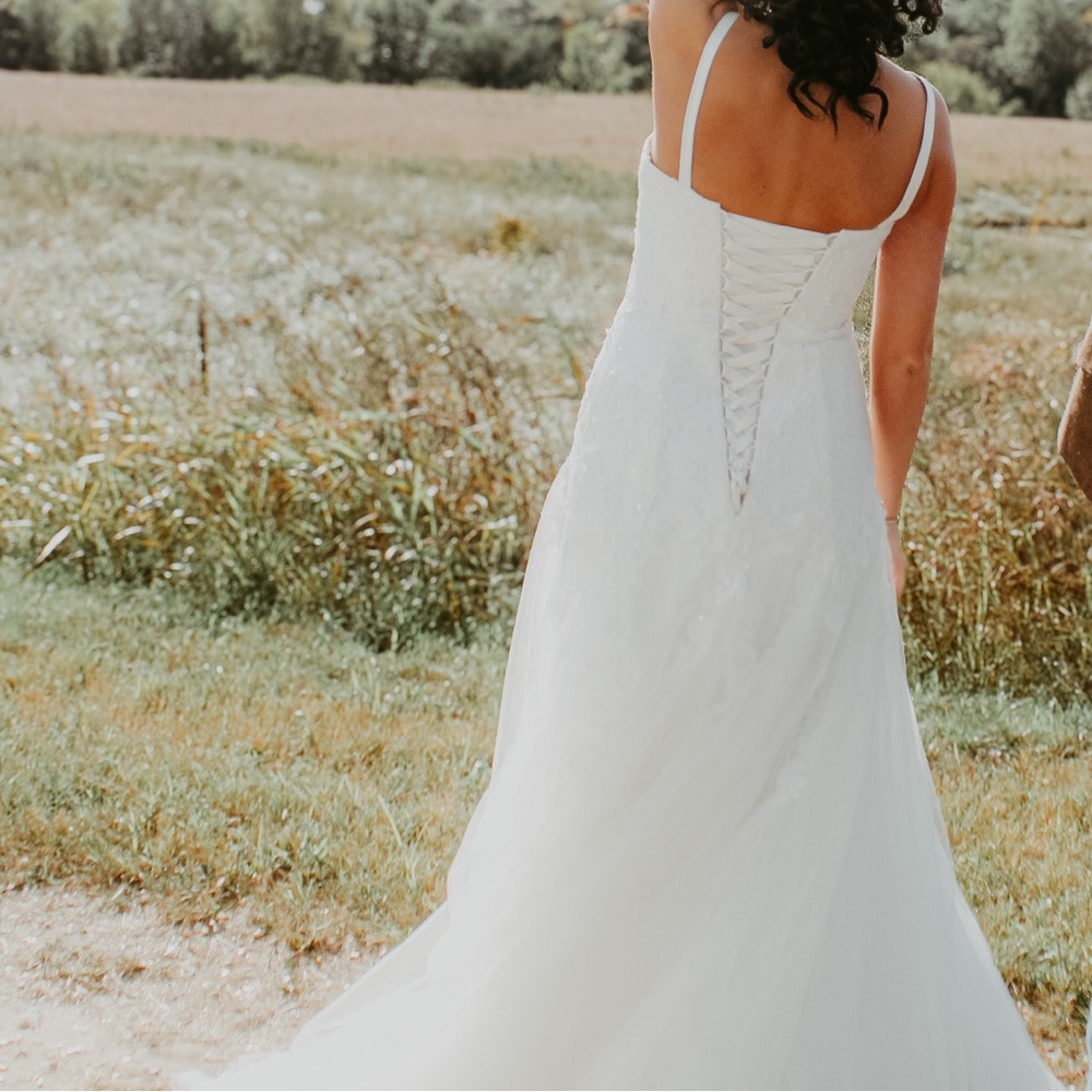 Size 4 Wedding Dress from David’s bridal